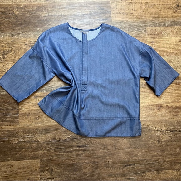 Vince Tops - Vince - Light Chambray Draped Short Sleeved Top